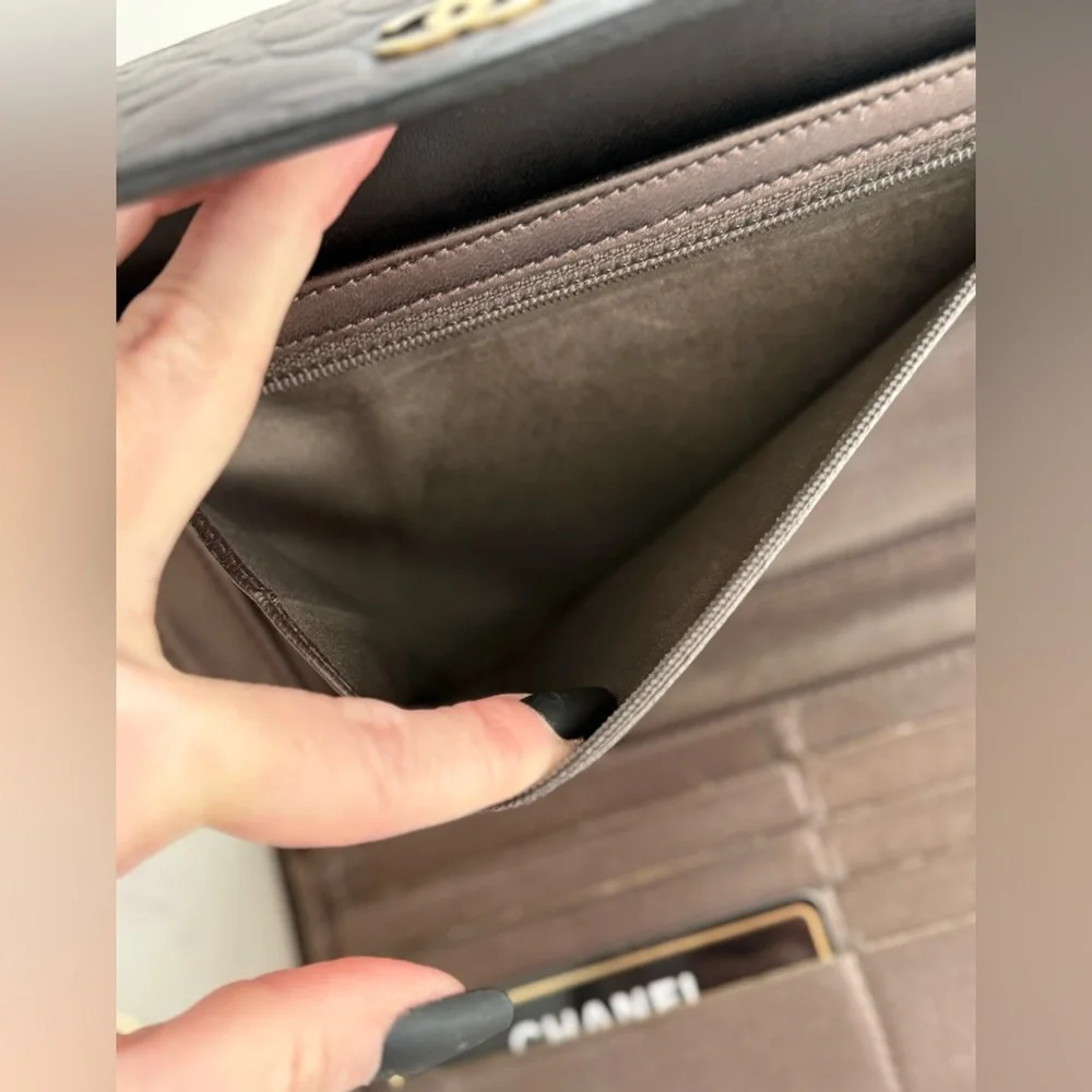 CHANEL Lambskin Embossed Camellia Large Gusset Flap Wallet w/Box, Card and Chain - Picture 11 of 16